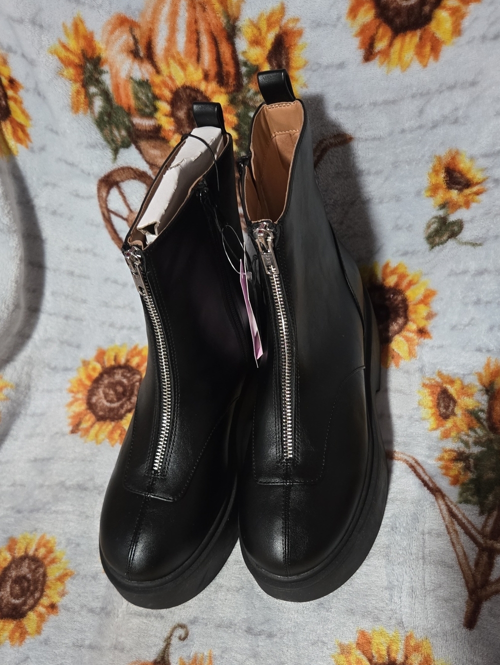 wild fable Black Front-Zip Chunky Chelsea Booties